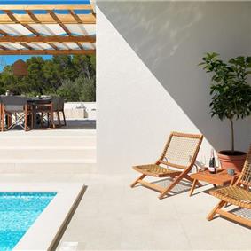 3 bedroom villa with pool and sea views Hvar island sleeps 6